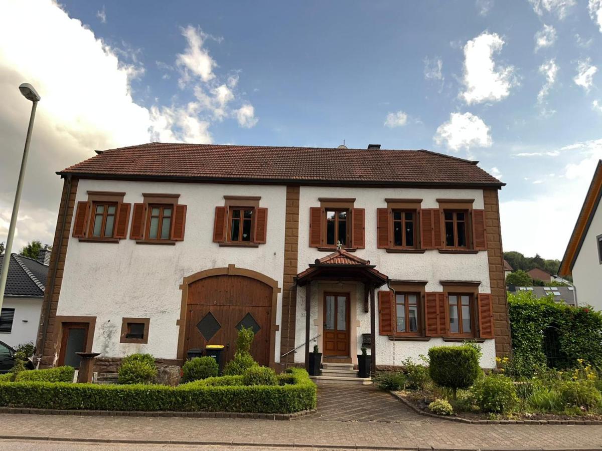 Ferienwohnung Goettert - Haus Erika Beckingen Εξωτερικό φωτογραφία